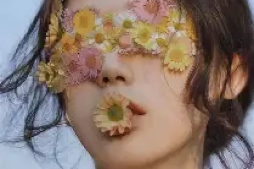 刘晓庆被指耍大牌现身河南万岁山和王婆同台全场冷脸拒讲话