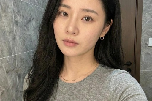 张凌赫塌房速度引热议！从顶流到口碑崩塌仅用3个月