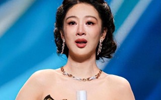 原来他就是杨紫背后的男人身家上亿娱乐老总难怪能拿白玉兰奖